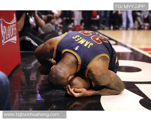 姚明怒火中烧瞬间定格引发球迷热议的精彩瞬间图片分享 姚明怒火中烧瞬间定格引发球迷热议的精彩瞬间图片分享