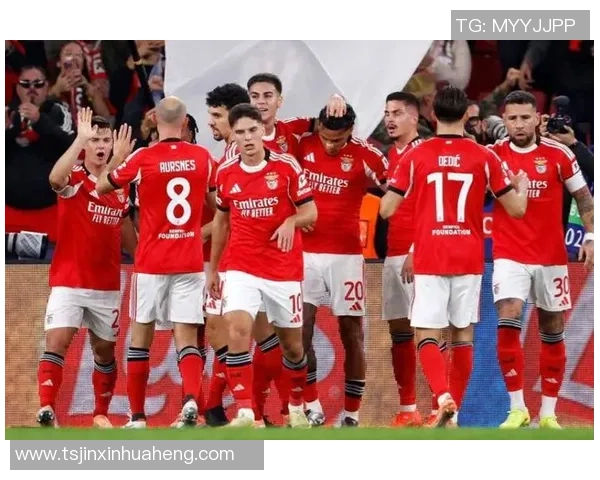 意甲赛场惊现冷门阿森纳点球大战逆转拜仁引发全场狂欢 意甲赛场惊现冷门阿森纳点球大战逆转拜仁引发全场狂欢