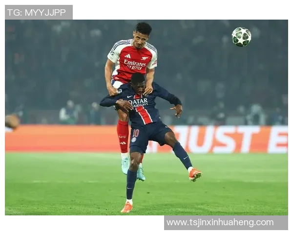 世界杯惊现冷门巴黎圣日耳曼凭乌龙球绝杀阿森纳全场沸腾