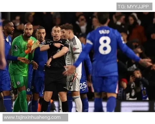 世界杯切尔西与里昂战平红牌事件引发全场热议与争议