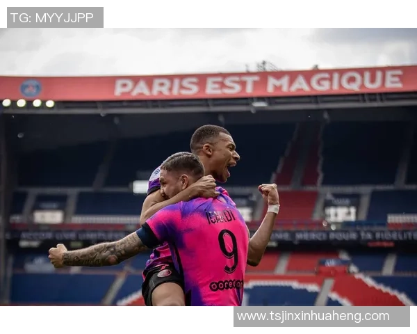 德甲激情四射巴黎圣日耳曼大胜多特蒙德帽子戏法引爆全场热情