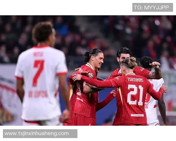 德甲激战：拜仁逆转利物浦5-1绝杀时刻点燃全场激情