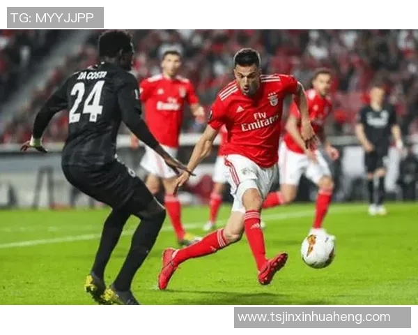 德甲精彩对决本菲卡与尤文图斯激战成平局战术解析引发全场热议